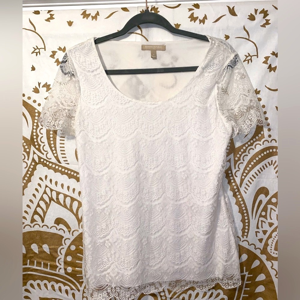 Banana Republic Lace Ivory Top